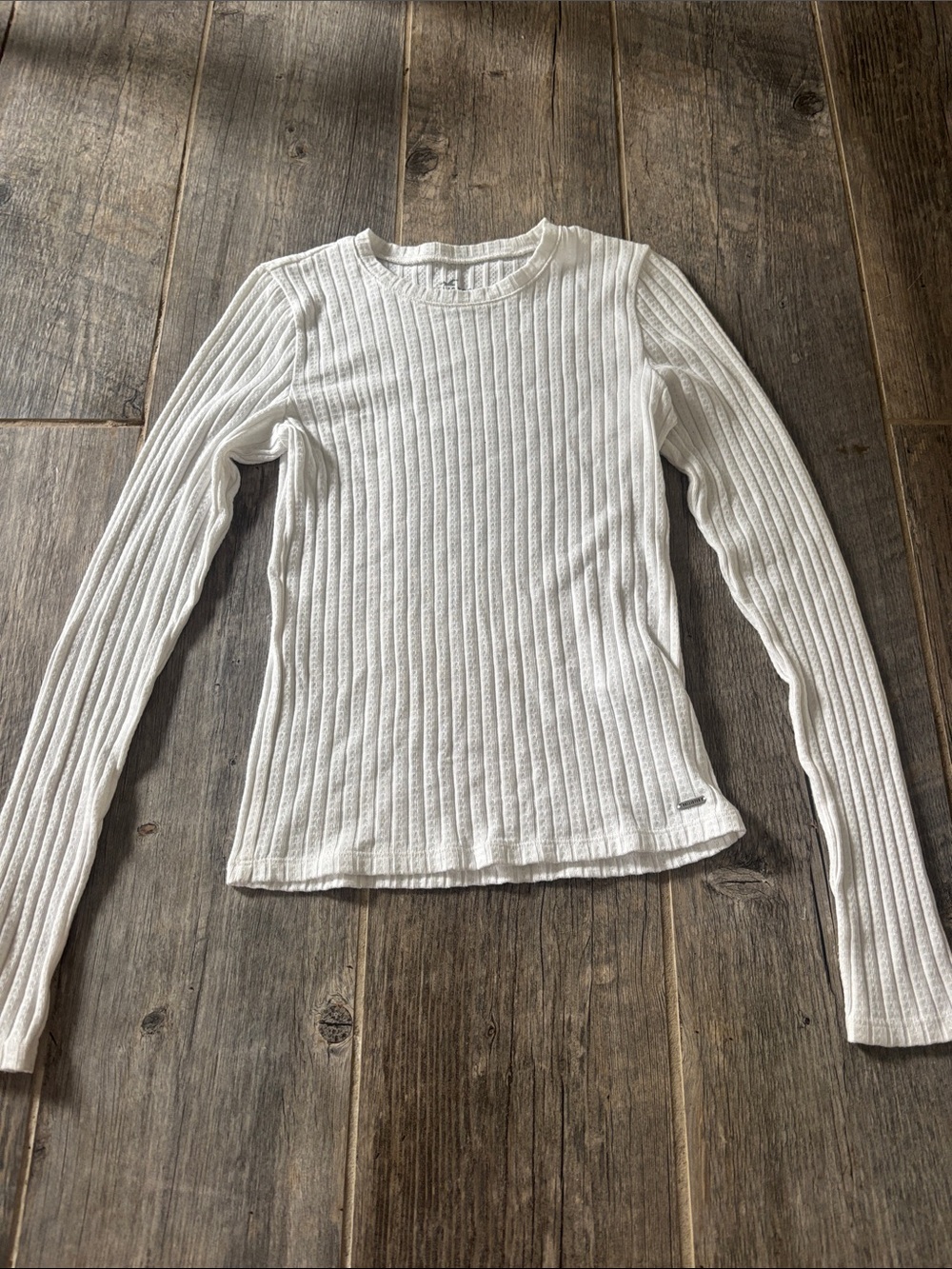 Hollister White Ribbed Long-Sleeve Crew Tee